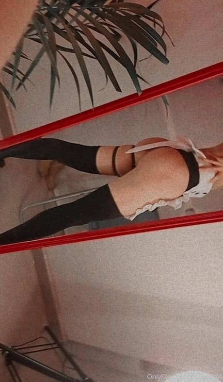 jeanalban model high quality picture