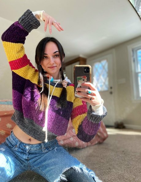 Emma Lilly pornographic model pictures