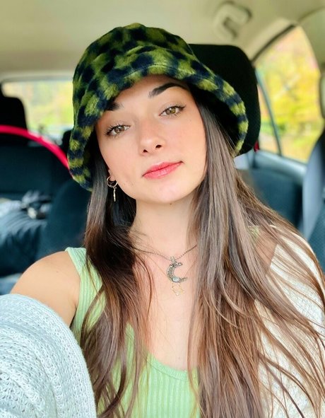 Emma Lilly star sex img