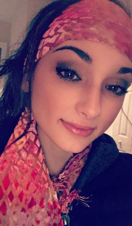 Emma Lilly exclusive model galleries