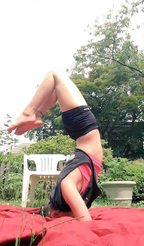 Emma Lilly art star img