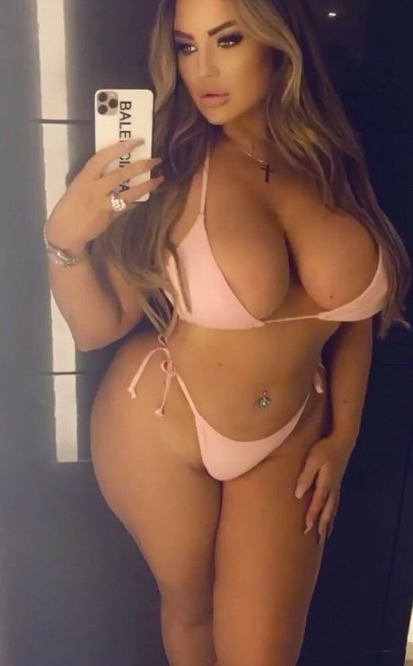 Hannah Olivia hd star images