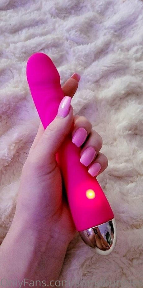 somebunnieswife pornstar high quality pic