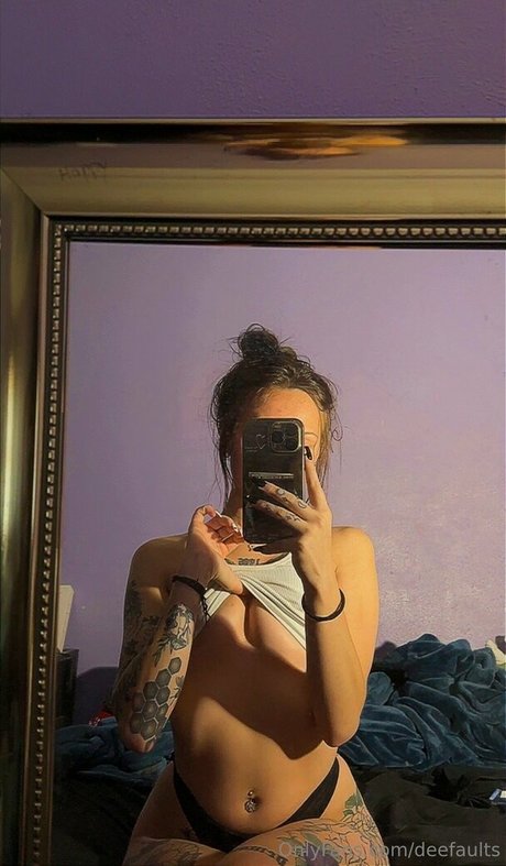 deefaults best model photos