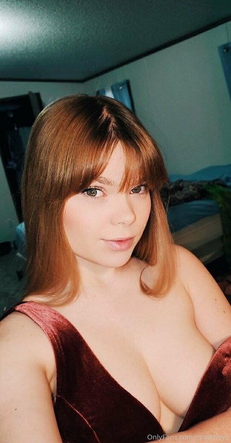 mscheyo model sexy photos