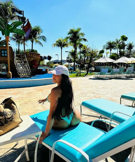 Cinthia Cruz pornstar hot img