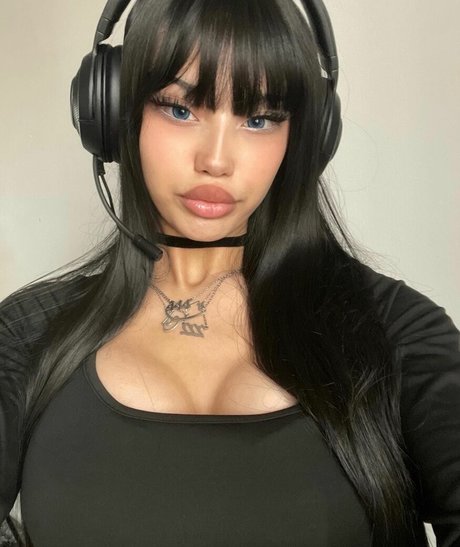 Naribnb nice actress galleries