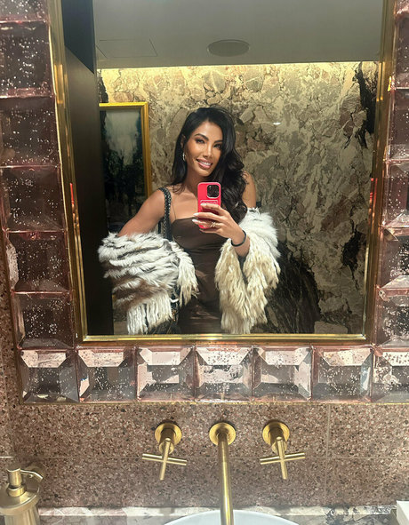 sweetnspicy1xxx nice actress photos