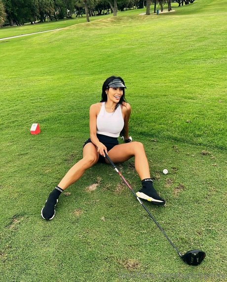 sweetnspicy1xxx adult model galleries