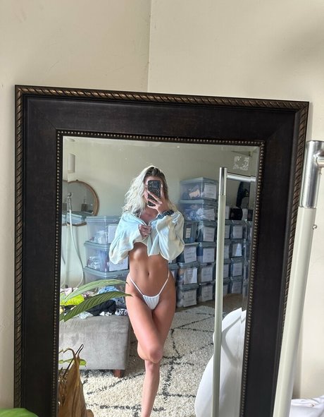 squat onlyfans naked picture