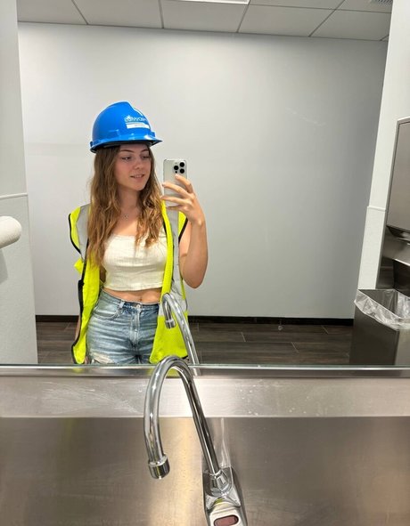 Nefffss erotic actress photos