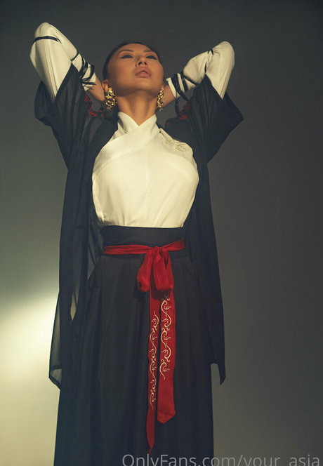 lily69 art model picture