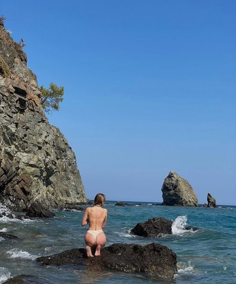 chubby kitty onlyfans sexy nude img