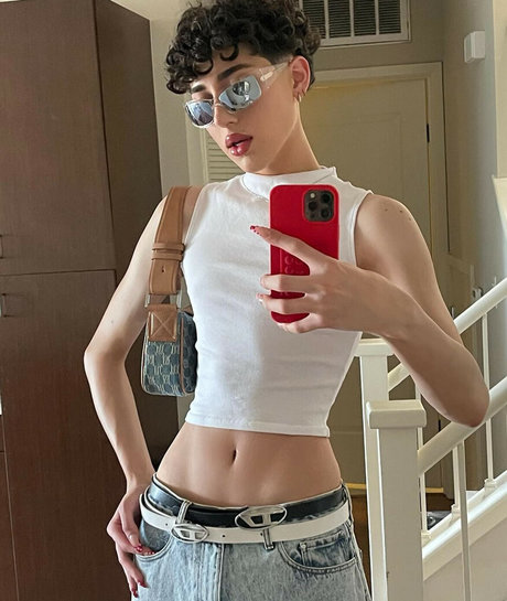 Daus Mendoza porn model galleries