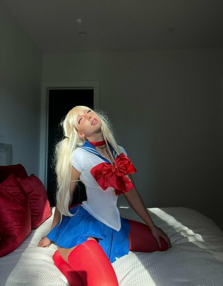 nalafitness nude actress photo