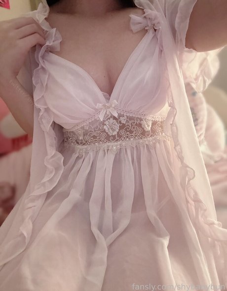 Shybabybun exclusive model photo