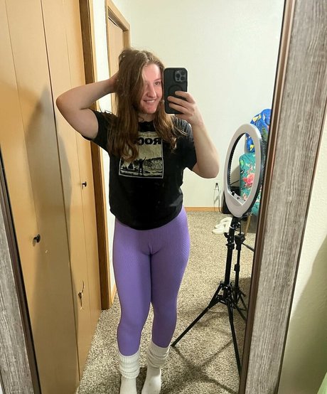 Adorablelilli pornstar hot picture