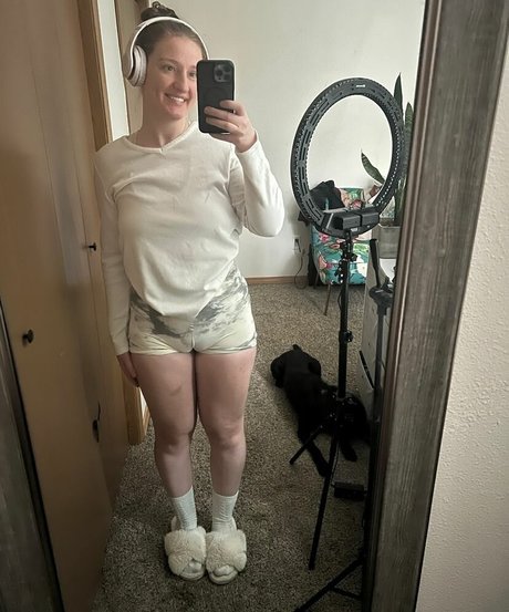 Adorablelilli nice pornstar picture