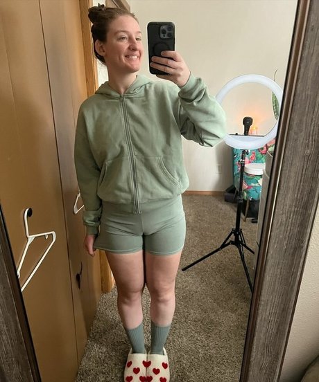 Adorablelilli pornstar perfect images