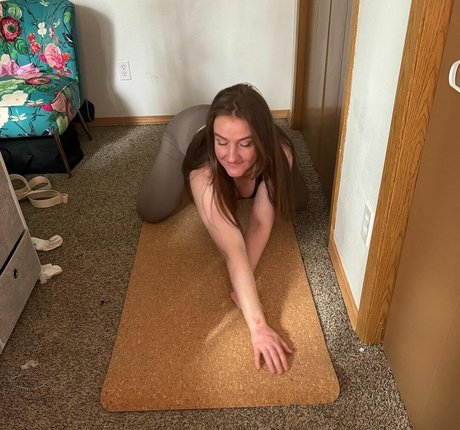 Adorablelilli top pornstar galleries