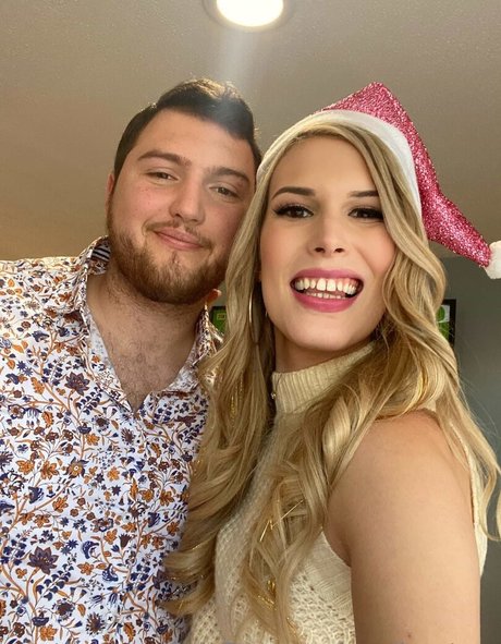 Ms Ella Vatrap model sexy img