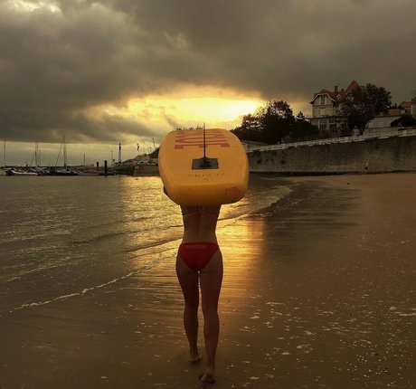 Adele tsy model pornographic archive