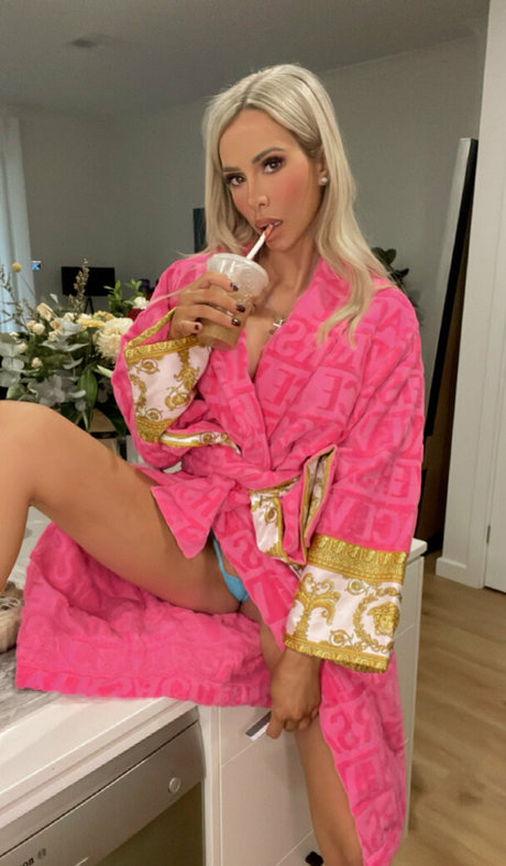 Stacey Hampton star pretty picture