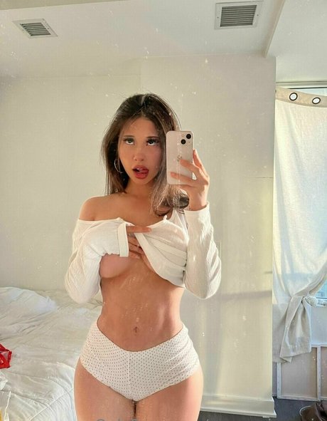 nuttianni adult model images