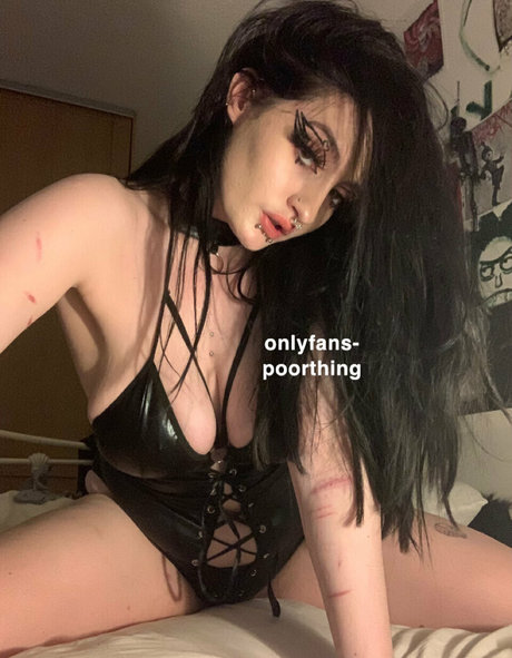 poorthing pornstar pretty pic