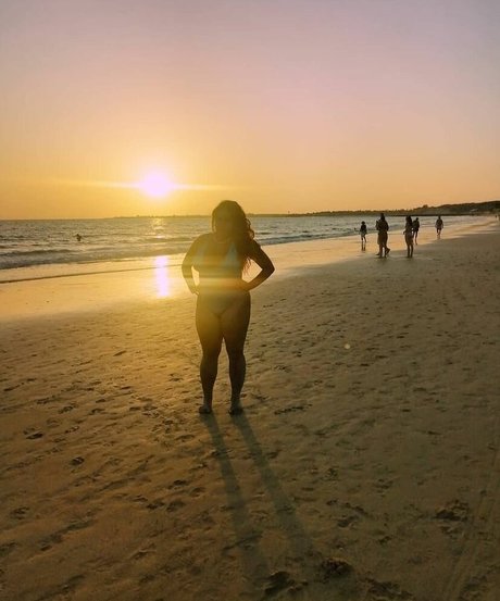 elviabombon star high quality pics