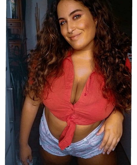 elviabombon art star image