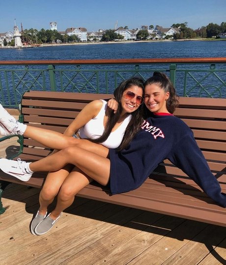 Amy Lynn naked star gallery