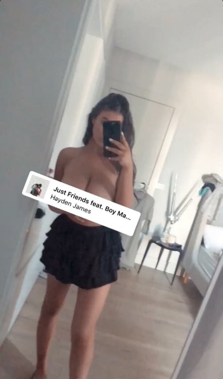 Darcy Buchan model best pics