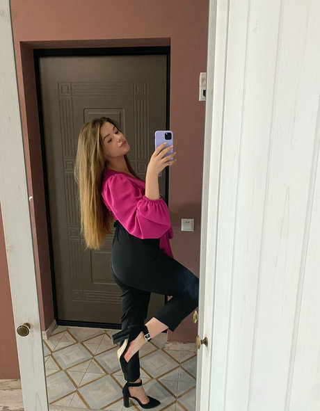 miiraamii star exclusive photos