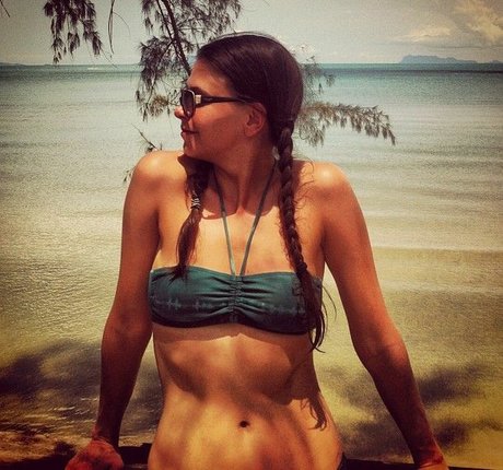 Sutton Foster star porn img