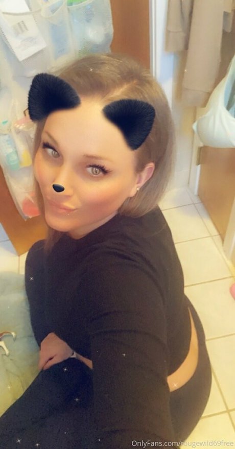 rougewild69free model sexy images