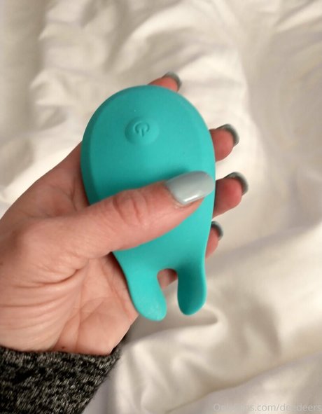 deedeers hd pornstar pic