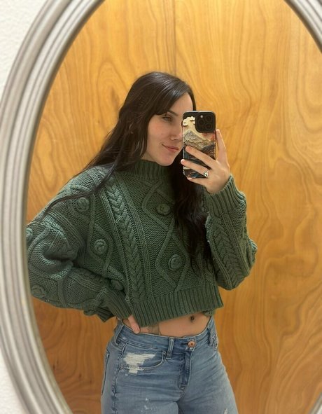 tully banks pornstar nude images