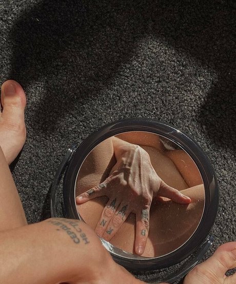 anniemelody model porn gallery