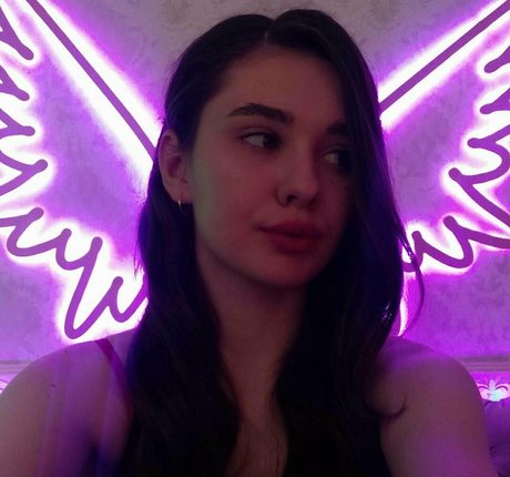 shiny jessy model nude pictures