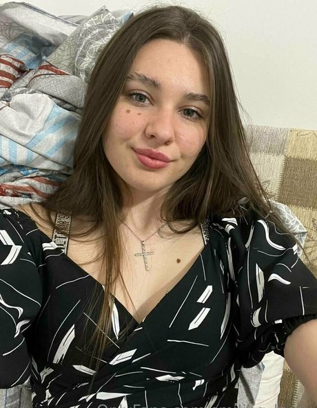 shiny jessy exclusive model pics