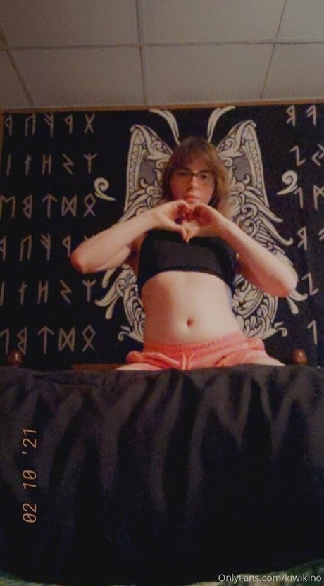 kiwikino hot star photos