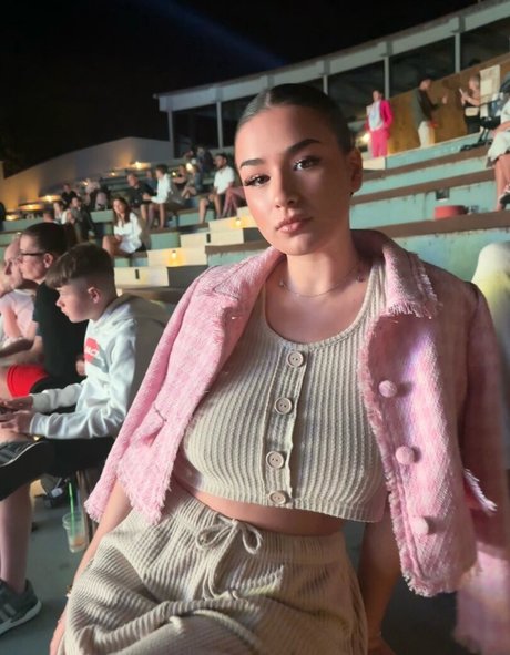 Elianka star top img