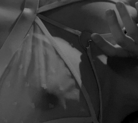 hairy vagina onlyfans nudes pictures