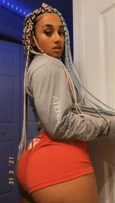 PoofBallDemon sex actress pic