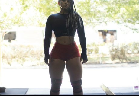 PoofBallDemon nice actress images