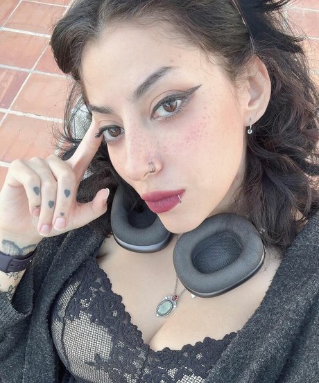 big tits brunette onlyfans hot sex photo