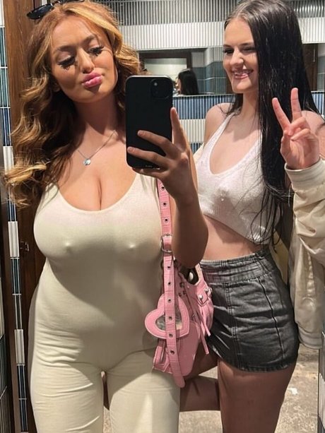 femdom facesitting onlyfans beautiful naked img