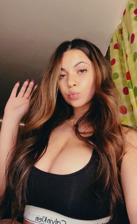 Ava Schillaci model sex photo