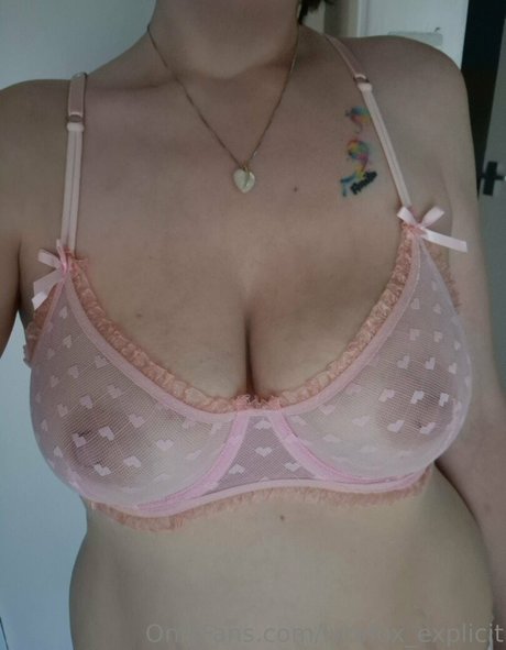 lyrafox explicit star adult pictures